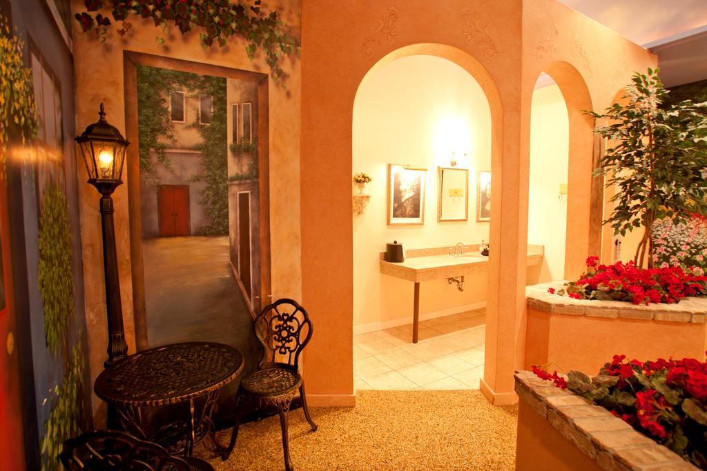 איידהו פאלס Destinations Inn Theme Rooms מראה חיצוני תמונה